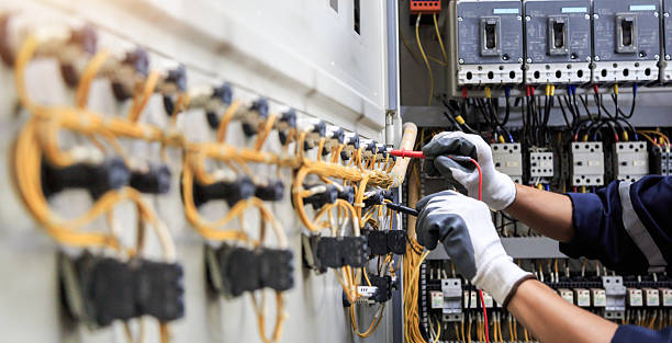 Professional Electrician technician working in Merion Station, PA